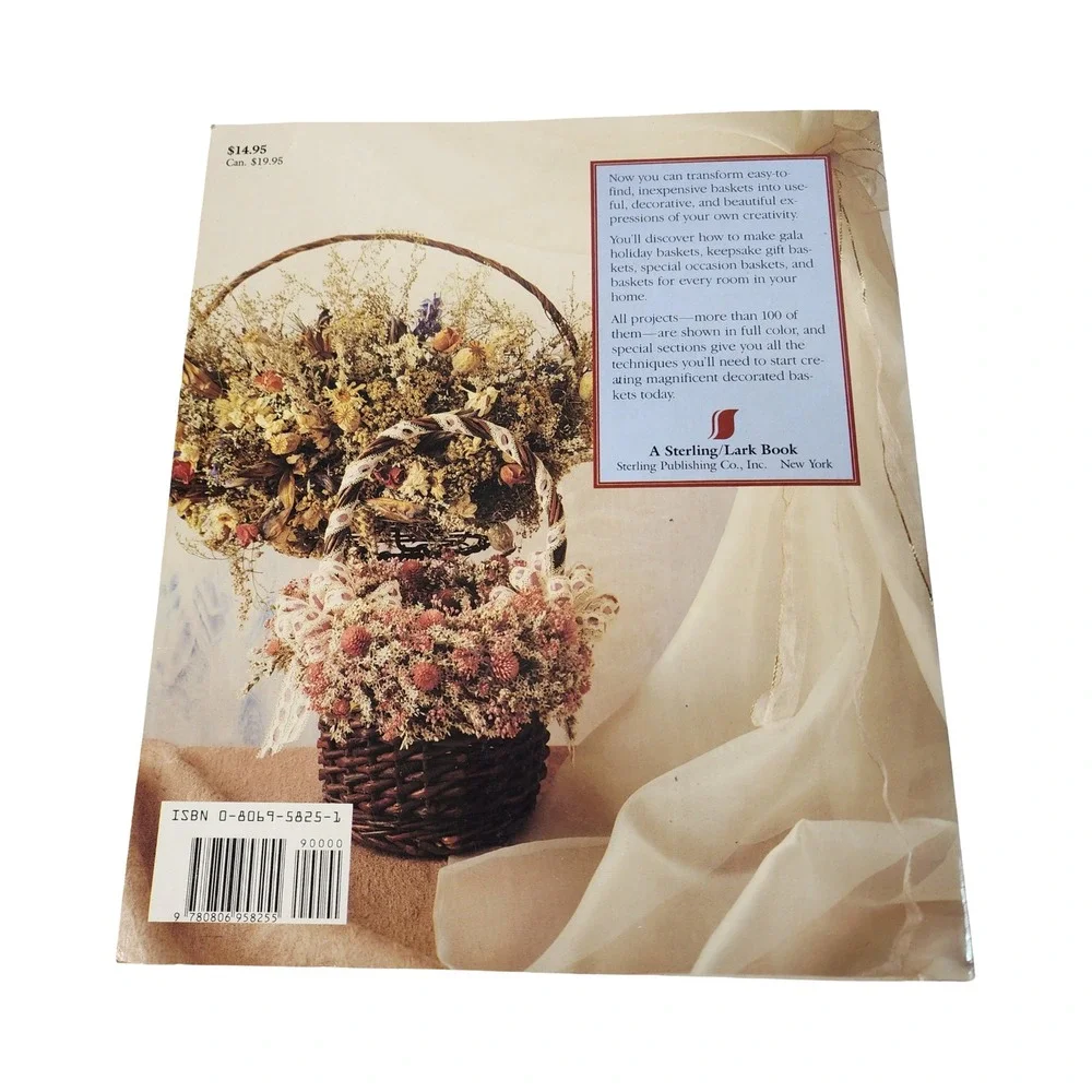 Decorating Baskets Dawn Cusick Softcover Craft Book 100+‎ Projects 0806958251